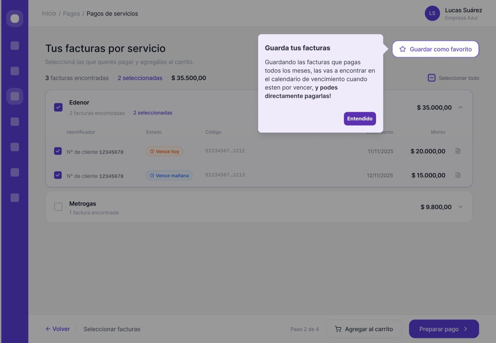 Educational wizard · 'Guarda tus facturas' tooltip pointing to Guardar como favorito button on the invoice selection screen, explaining how saving makes invoices appear automatically next month.